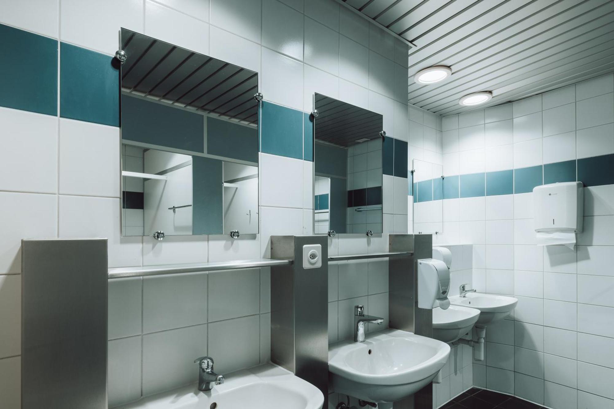 Vevey Hotel & Guesthouse Bagian luar foto