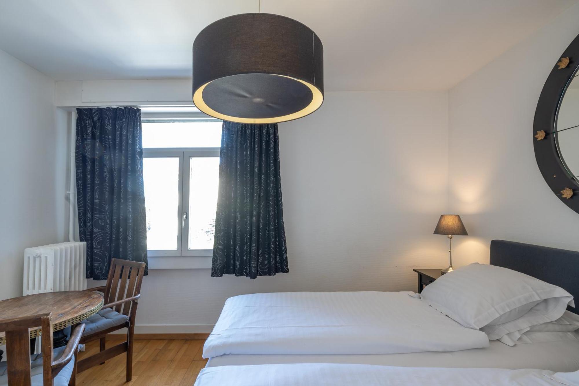 Vevey Hotel & Guesthouse Bagian luar foto